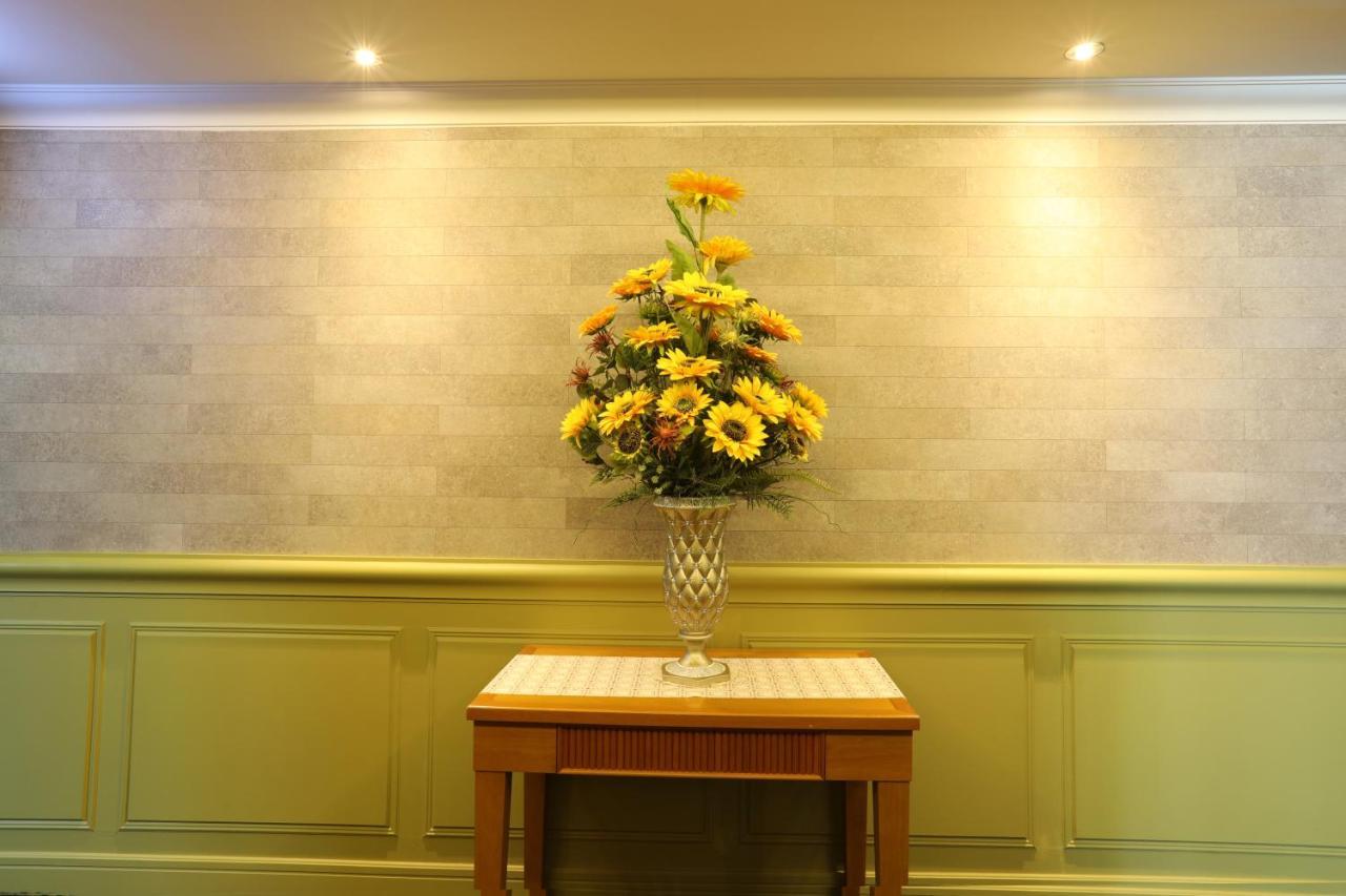 Gwangju Empire Hotel Gwangju Metropolitan City Bagian luar foto